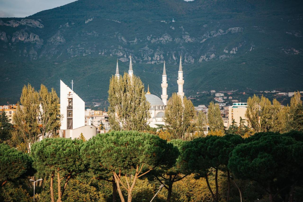 The Heart Of Tirana Apartment Exterior photo