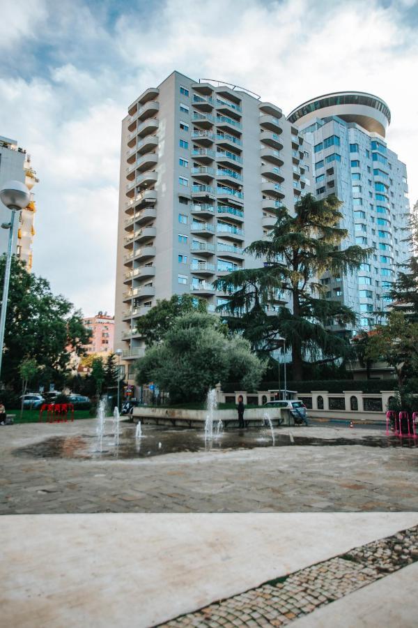 The Heart Of Tirana Apartment Exterior photo